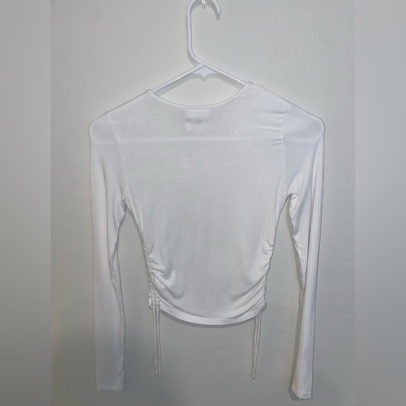 White tee - Picture 2 of 2